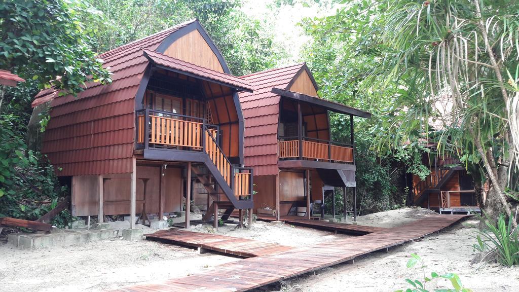 Raja Ampat Dive Resort Tapokreng Экстерьер фото
